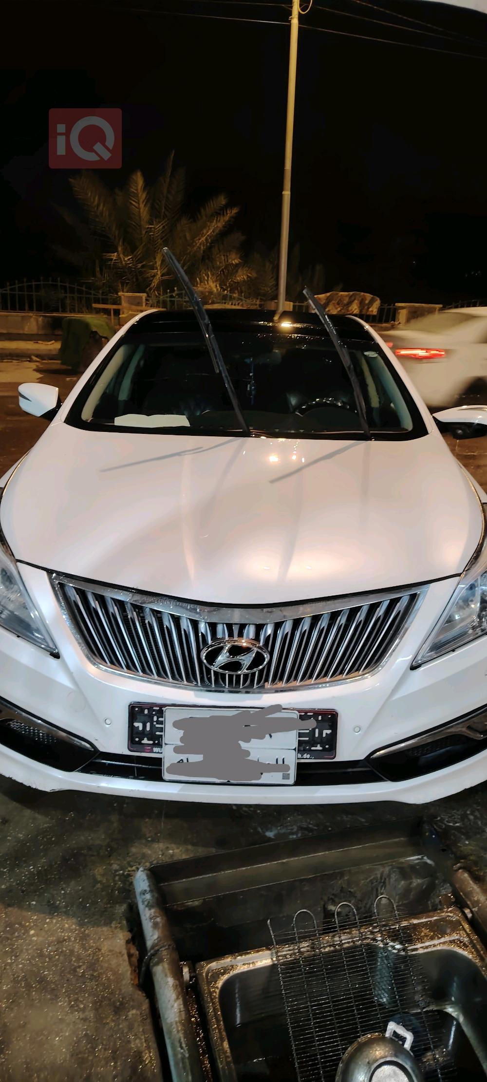 Hyundai Azera